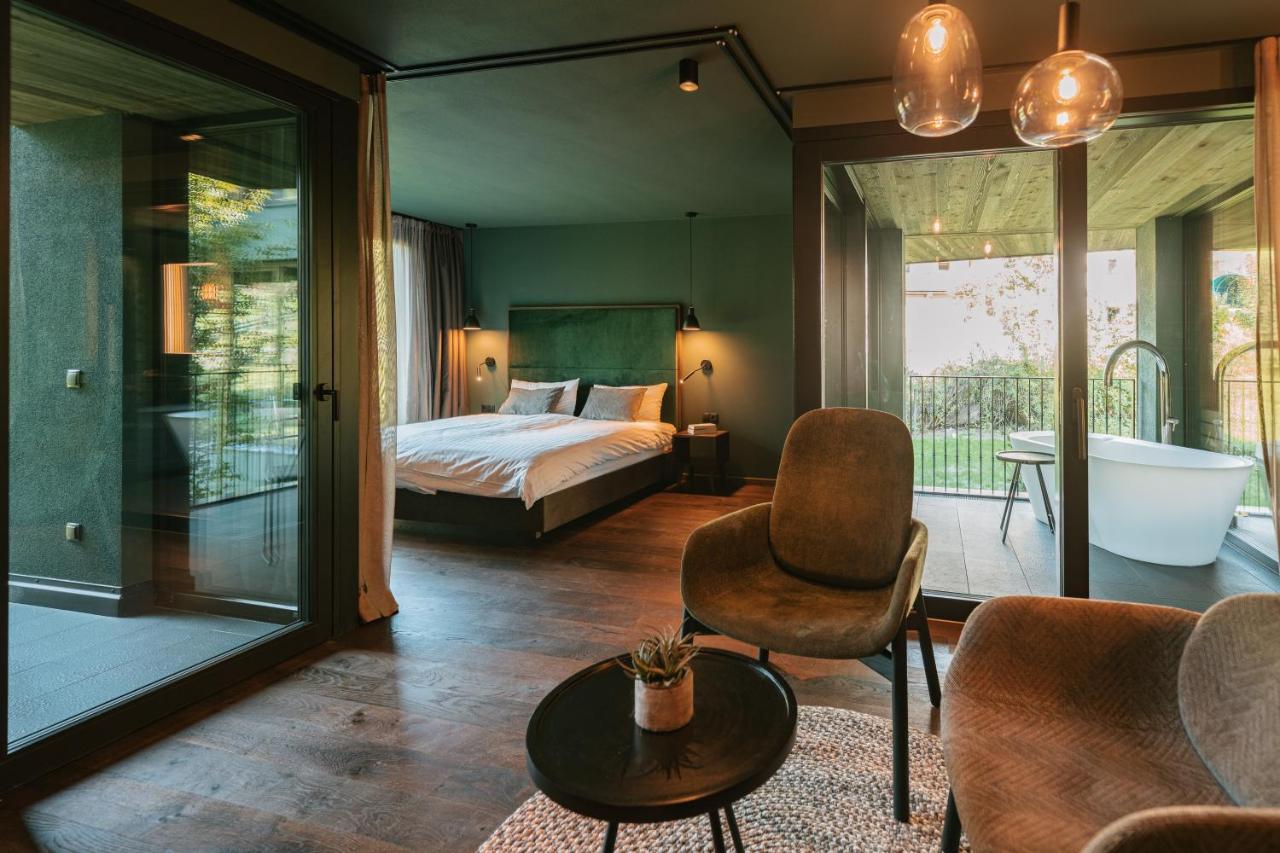Floris Green Suites By Parc Hotel Florian Siusi Bagian luar foto